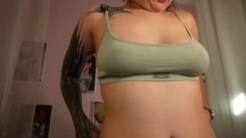 Meg  online show from July 21, 2026, 5:32 am