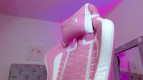 Salo  online show from February 15, 2026, 8:57 am