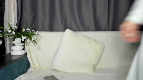 Venus online show from January 17, 2025, 6:47 am