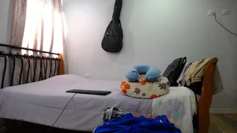 iam_yourbabyprincess_xd online show from January 10, 2025, 8:37 pm