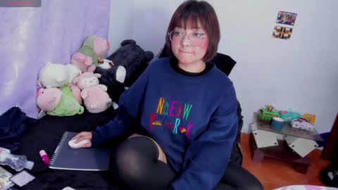 Zoe 3 online show from January 24, 2025, 3:43 am