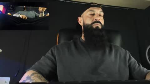 Snapshot of iamalexander_ chatting on February 28, 2025, 9:36 am Lex online show from February 28, 2025, 9:36 am