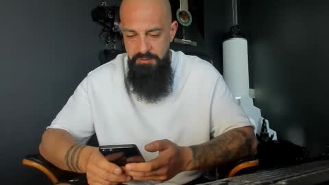 Snapshot of iamalexander_ chatting on September 9, 2025, 6:35 am Lex online show from September 9, 2025, 6:35 am