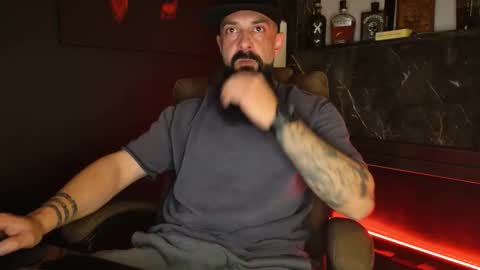 Snapshot of iamalexander_ chatting on November 24, 2025, 4:45 am Lex online show from November 24, 2025, 4:45 am