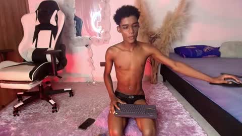 iamandrey_ online show from July 4, 2026, 8:04 pm