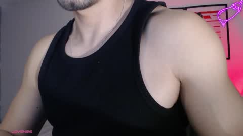  INDEPENDENT MODEL online show from October 28, 2025, 1:20 am