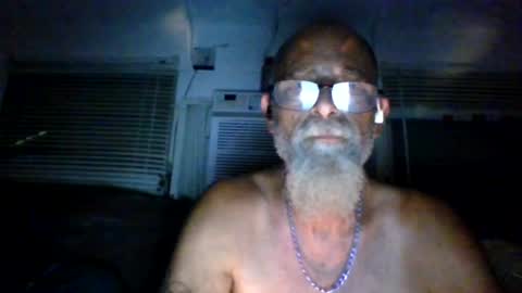 Snapshot of iamgoat_69 chatting on June 27, 2026, 7:13 am Goat Lulu Elektra online show from June 27, 2026, 7:13 am