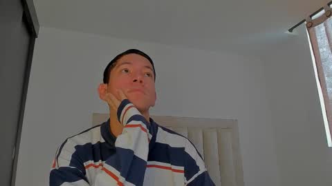 Juliiiiian online show from March 17, 2026, 12:19 pm