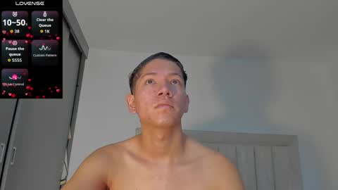 Juliiiiian online show from June 3, 2026, 11:02 am