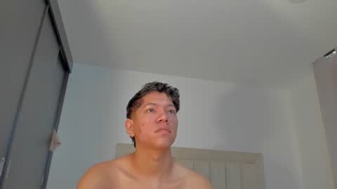 Juliiiiian online show from June 27, 2026, 11:15 am