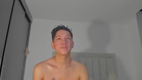Juliiiiian online show from June 28, 2026, 11:05 am