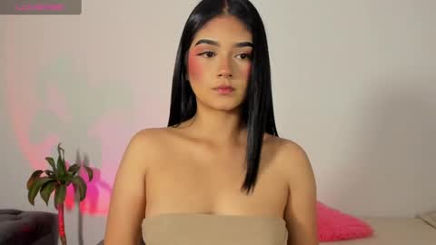 Snapshot of iamjulietaa chatting on March 4, 2025, 2:27 am online show from March 4, 2025, 2:27 am