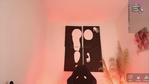 Snapshot of iamlola_ chatting on October 9, 2025, 4:16 pm IM LOLA online show from October 9, 2025, 4:16 pm