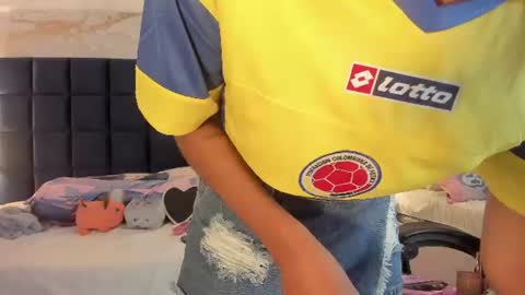 Nayuta online show from June 27, 2026, 2:44 pm