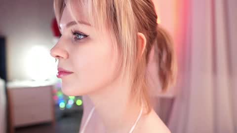 Snapshot of iamninamint chatting on January 7, 2025, 7:28 pm Nina online show from January 7, 2025, 7:28 pm