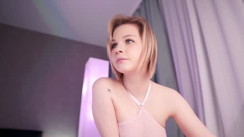 Snapshot of iamninamint chatting on January 21, 2025, 5:30 pm Nina online show from January 21, 2025, 5:30 pm