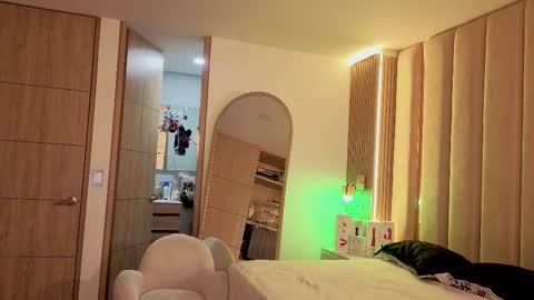 Nyxy online show from February 13, 2026, 11:06 am