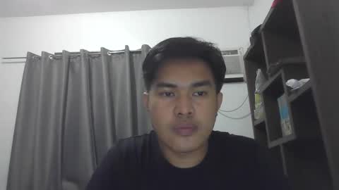 Snapshot of iamonlyone555 chatting on December 25, 2024, 10:28 am Adrianhot online show from December 25, 2024, 10:28 am