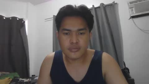 Snapshot of iamonlyone555 chatting on January 5, 2025, 5:20 am Adrianhot online show from January 5, 2025, 5:20 am
