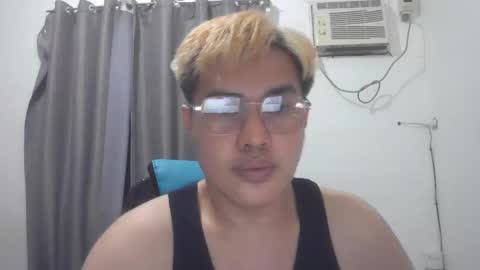 Snapshot of iamonlyone555 chatting on February 26, 2026, 1:54 pm Adrianhot online show from February 26, 2026, 1:54 pm