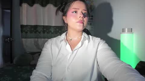 Snapshot of iamrouusie chatting on August 9, 2026, 5:07 pm Rosie online show from August 9, 2026, 5:07 pm