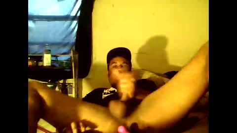 iamtheone403 online show from September 12, 2025, 12:16 pm