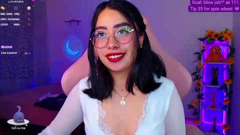 Snapshot of iamveroo chatting on November 10, 2025, 4:22 am Veronica NDEPENT MODEL online show from November 10, 2025, 4:22 am