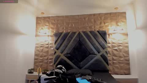 IAN CASTILLO online show from February 27, 2026, 11:10 am