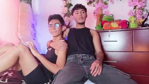 Snapshot of ian_hunter01 chatting on February 18, 2026, 1:51 pm IAN HUNTER online show from February 18, 2026, 1:51 pm