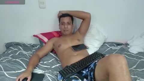 Snapshot of ian_taylor_xxx chatting on January 22, 2025, 11:23 am ian_taylor_xxx online show from January 22, 2025, 11:23 am