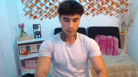 Snapshot of ian_west chatting on May 29, 2026, 4:49 pm Ian online show from May 29, 2026, 4:49 pm