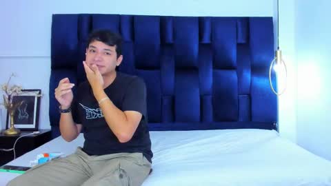 ian_yin online show from March 25, 2026, 3:23 am