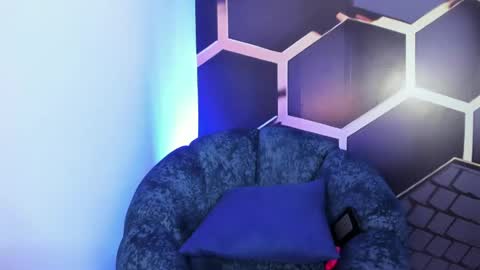 Ian  online show from May 29, 2026, 3:59 am