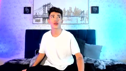 Andrew online show from January 9, 2025, 7:42 am