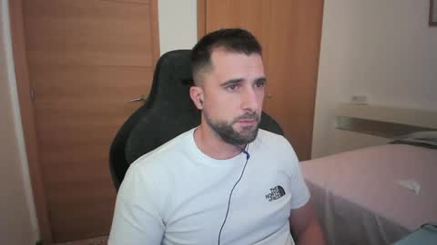 iberian_macho online show from October 28, 2025, 10:41 am