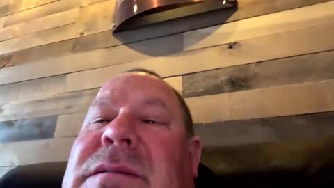Snapshot of icanmakeyousquirt69 chatting on May 9, 2026, 10:59 pm icanmakeyousquirt69 online show from May 9, 2026, 10:59 pm