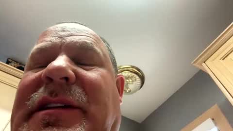 Snapshot of icanmakeyousquirt69 chatting on May 30, 2026, 7:22 pm icanmakeyousquirt69 online show from May 30, 2026, 7:22 pm