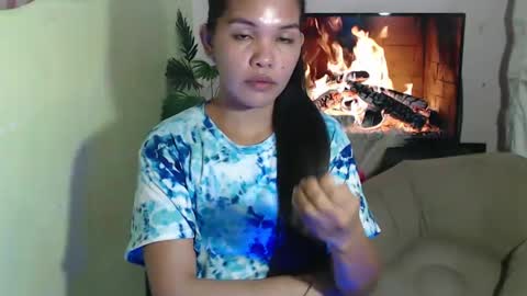 Snapshot of ice_creamyummy25 chatting on February 21, 2025, 8:27 pm im NORMA online show from February 21, 2025, 8:27 pm