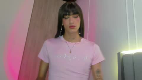 Crystall online show from February 13, 2026, 3:41 pm