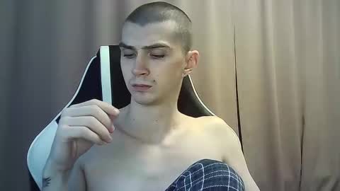 MAX online show from February 3, 2025, 5:24 pm