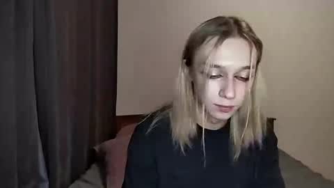 Jade online show from November 25, 2025, 1:55 pm