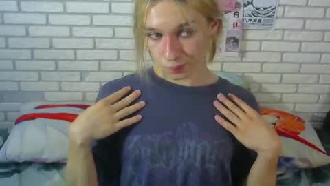 Jade online show from July 28, 2026, 11:17 am