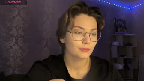 Ksenia online show from April 16, 2026, 4:19 pm