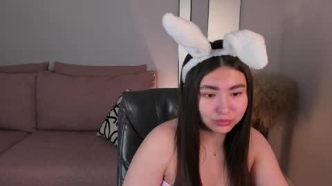 Snapshot of iceicebabe_ chatting on April 5, 2026, 1:03 am Aiza online show from April 5, 2026, 1:03 am
