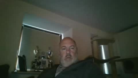 Snapshot of iceoli123 chatting on October 17, 2025, 2:08 pm iceoli123 online show from October 17, 2025, 2:08 pm