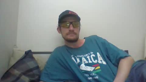 Snapshot of icetwerller chatting on April 3, 2026, 3:10 pm icetwerller online show from April 3, 2026, 3:10 pm