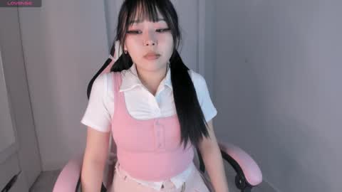 Hitomi   online show from January 23, 2025, 1:13 pm