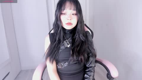 Hitomi   online show from January 26, 2025, 12:22 pm