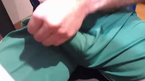 icky_thumps online show from November 16, 2025, 5:35 am