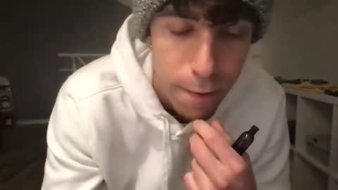 icyninesix online show from December 17, 2024, 7:15 pm